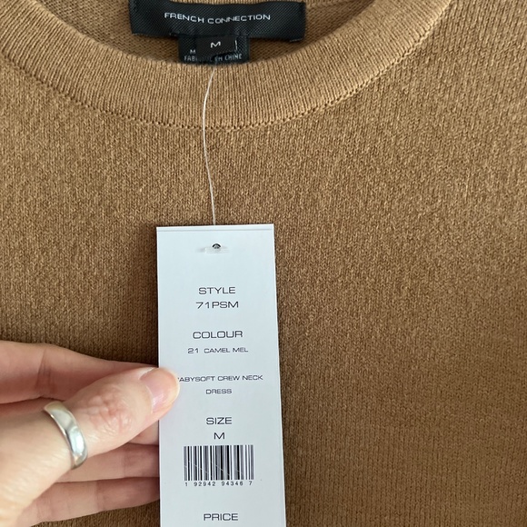 French Connection crew neck dress size medium NWT - Picture 3 of 3